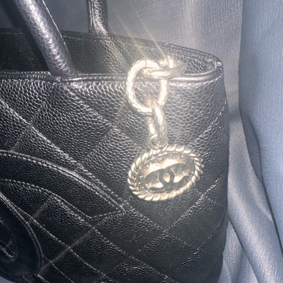 Chanel CC Timeless Medallion Tote - Picture 9 of 13